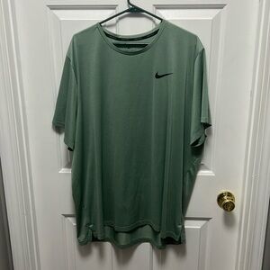 Men’s Nike Pro T-shirt